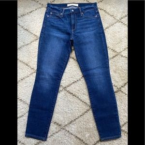 Gap True Skinny Ankle Jeans